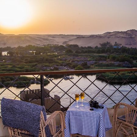 Aswan Nile Palace Exterior photo